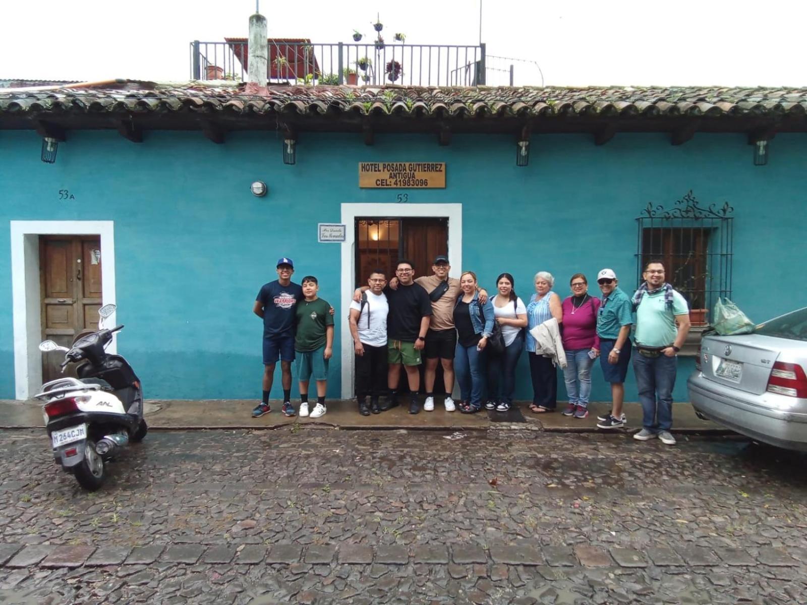 Hotel Posada Gutierrez Antigua Exterior photo